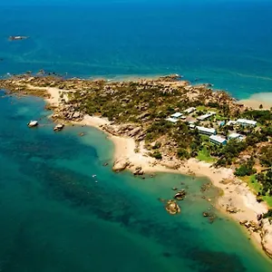 https://whitsunday-sands-resort.queenslandhotels.net